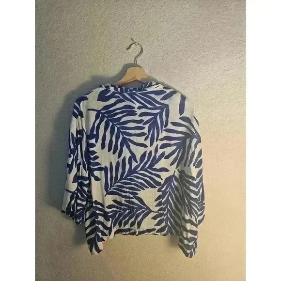 Royal blue print button down blouse - Picture 2 of 3